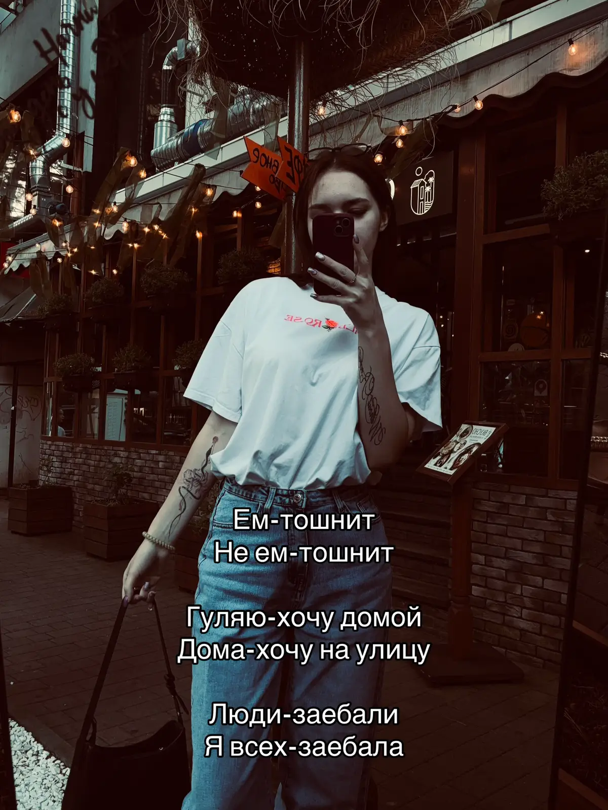 @𝒜.