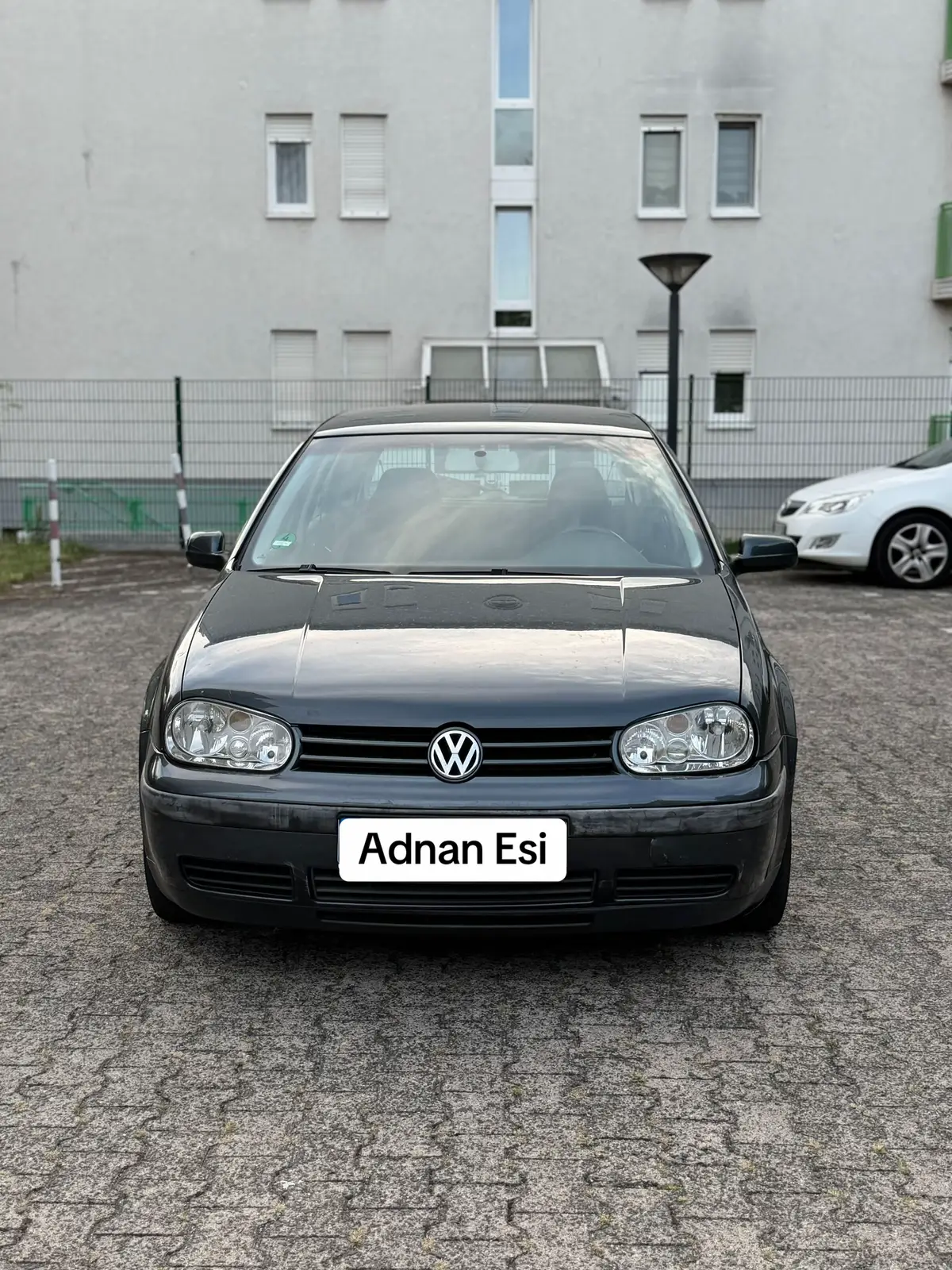 @Adnan Esi