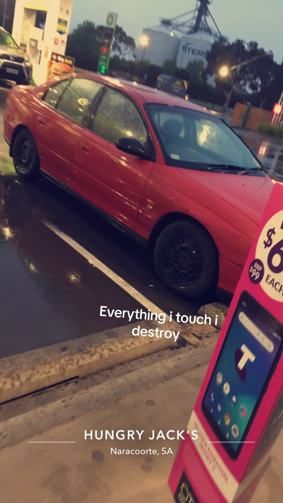 @🫥