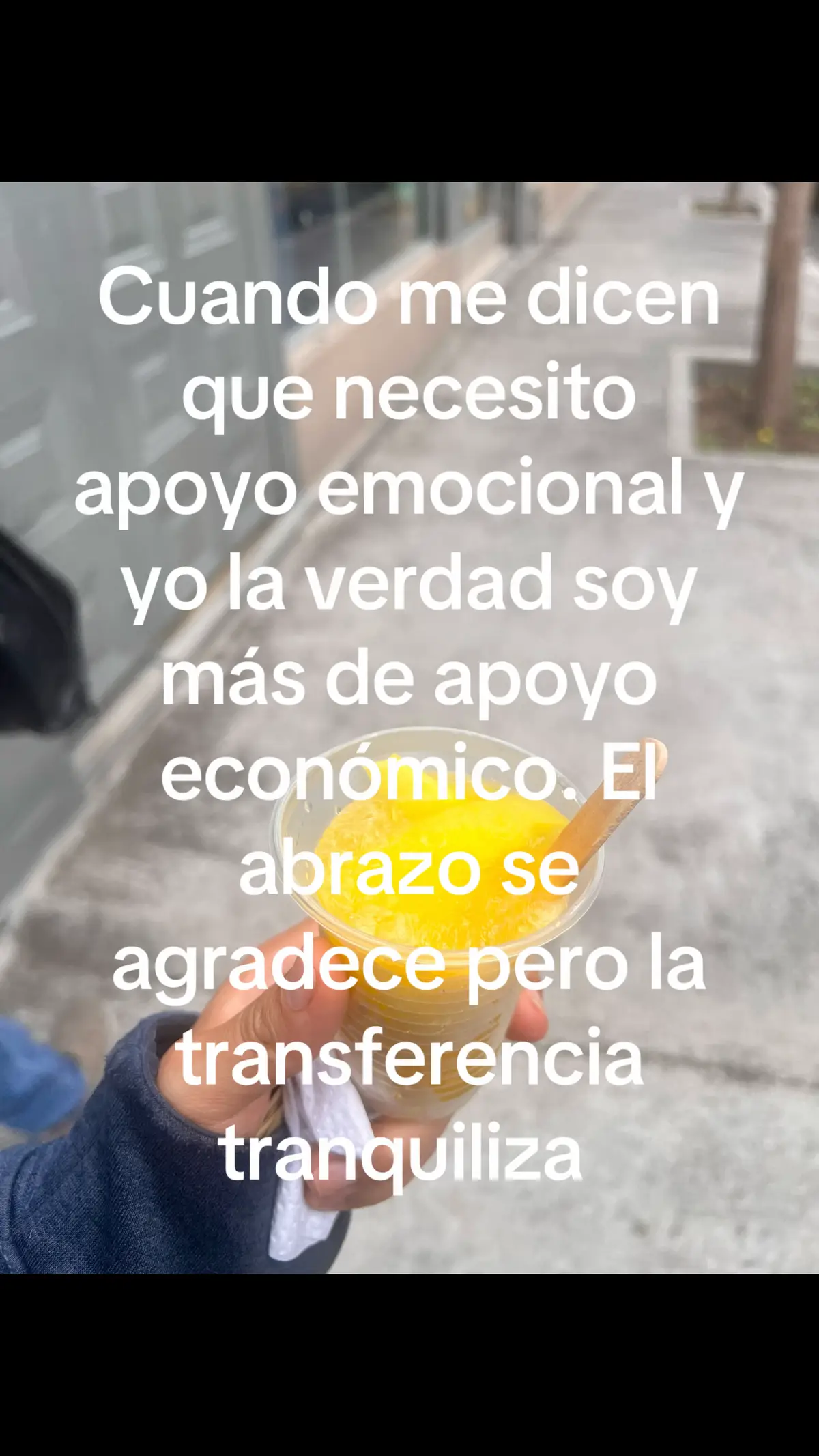 @Melaniie._.Anahí