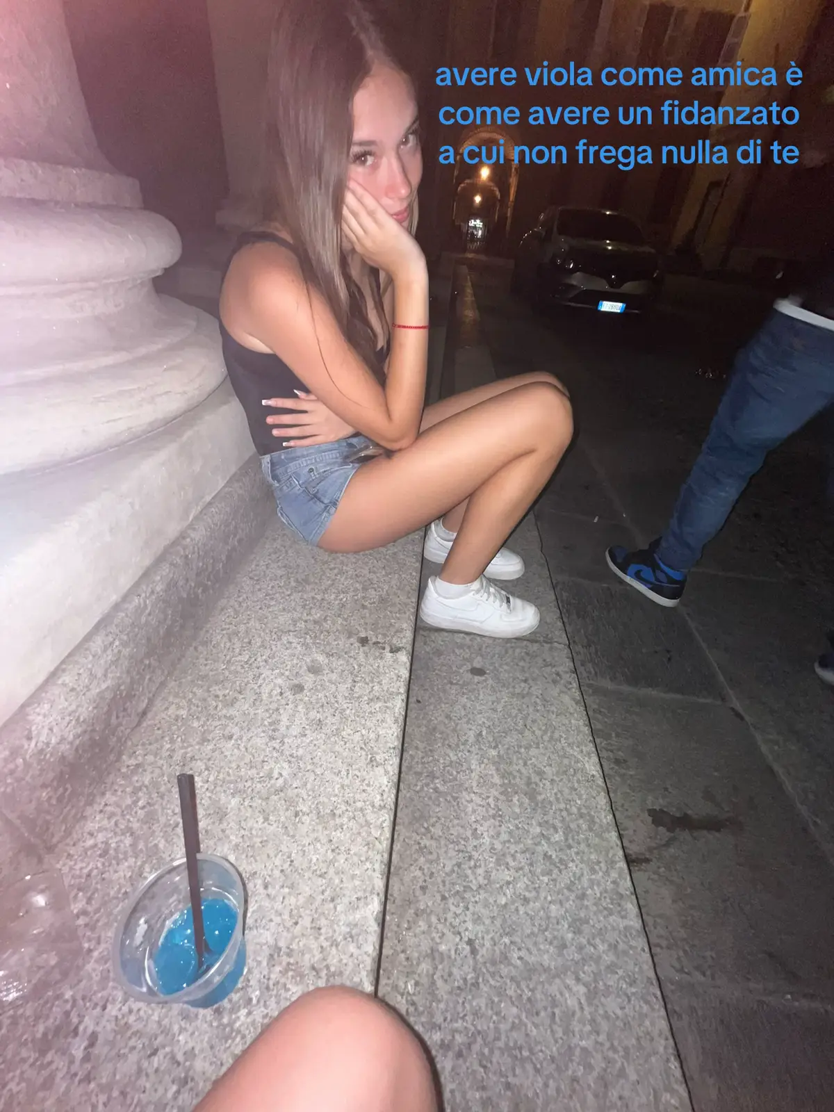 @user_em76
