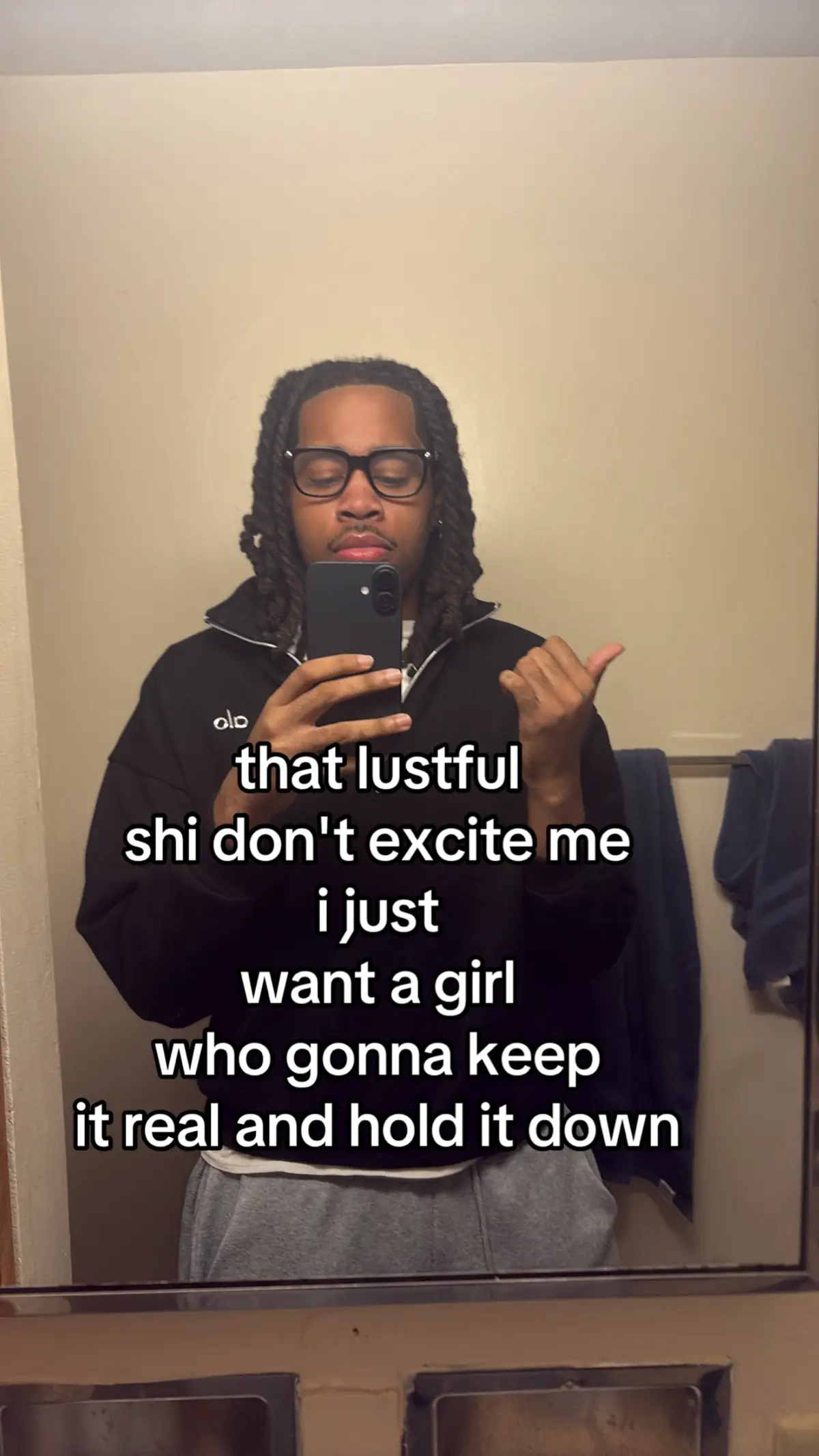 @️