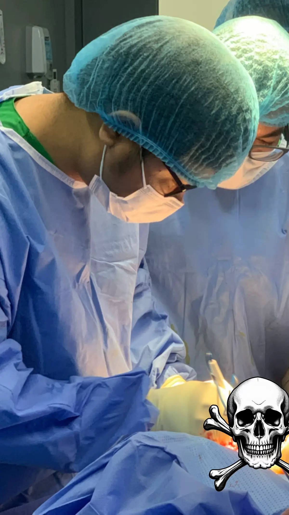 @Dr.Solidet-វះកាត់ឆ្អឹង