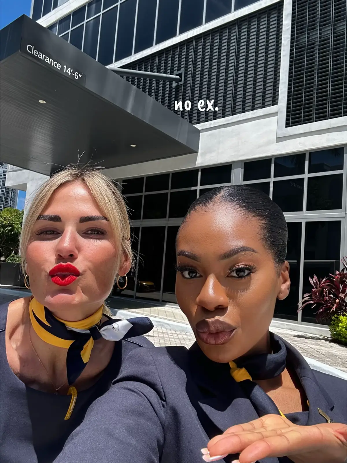 @Kellianeflies🛫