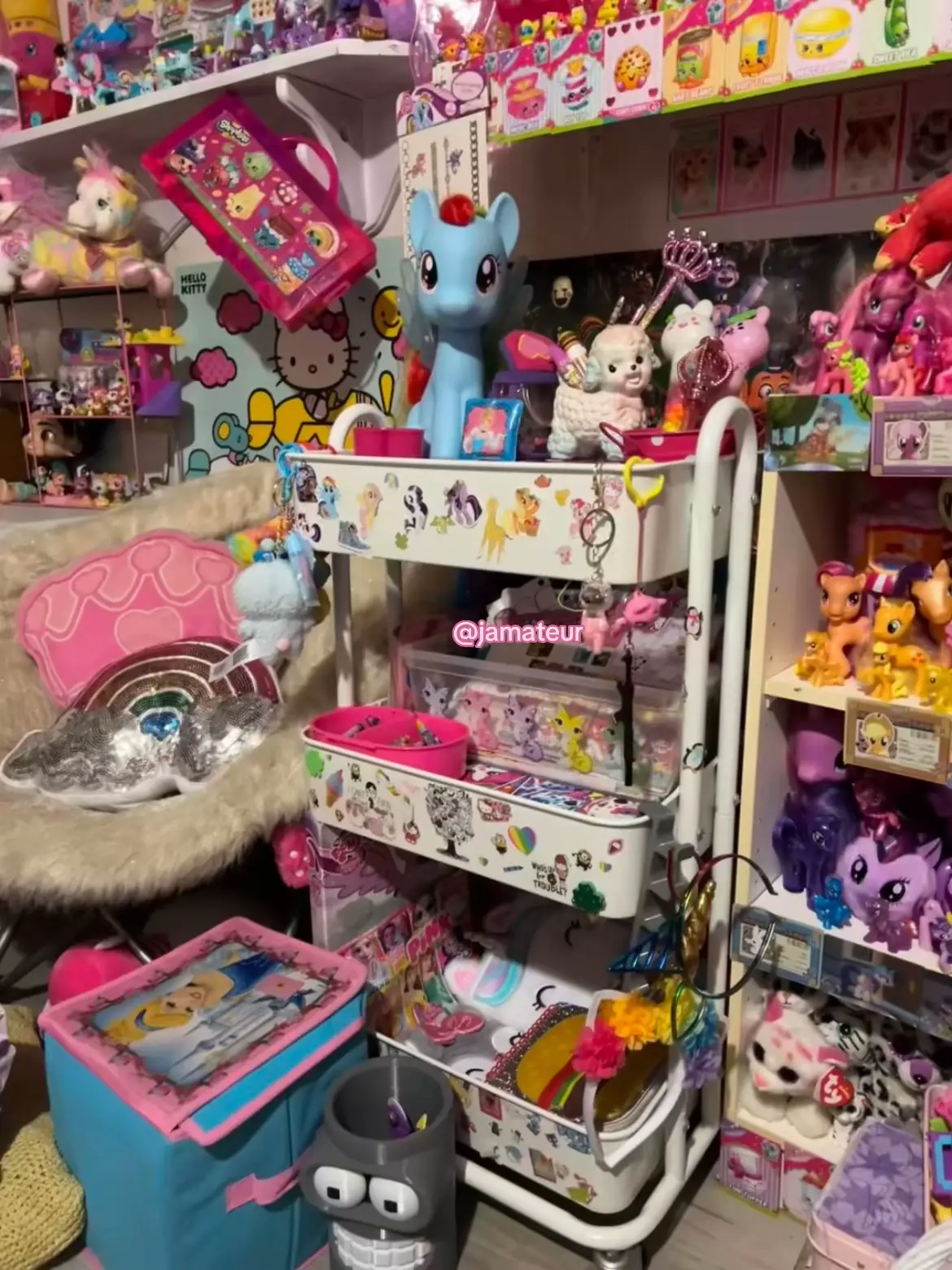 @Jammer(Jamminister Jammer🌈🦄)