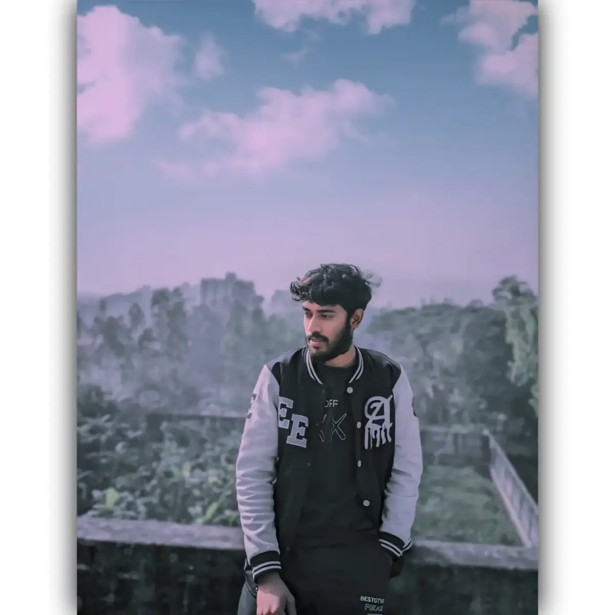@পরিবারের একমাত্র নবাব💫🗣️