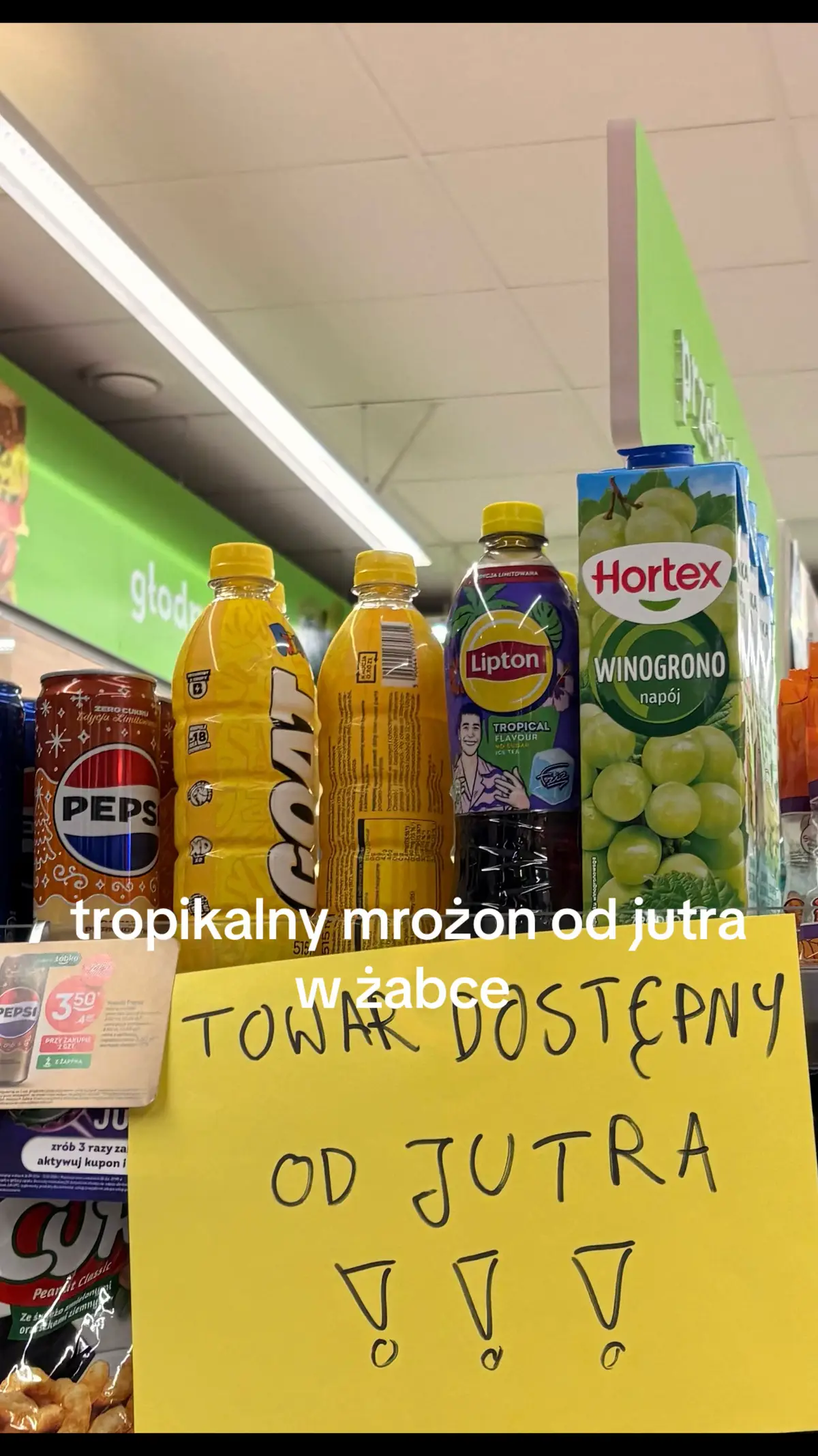 @em⋆˙⟡