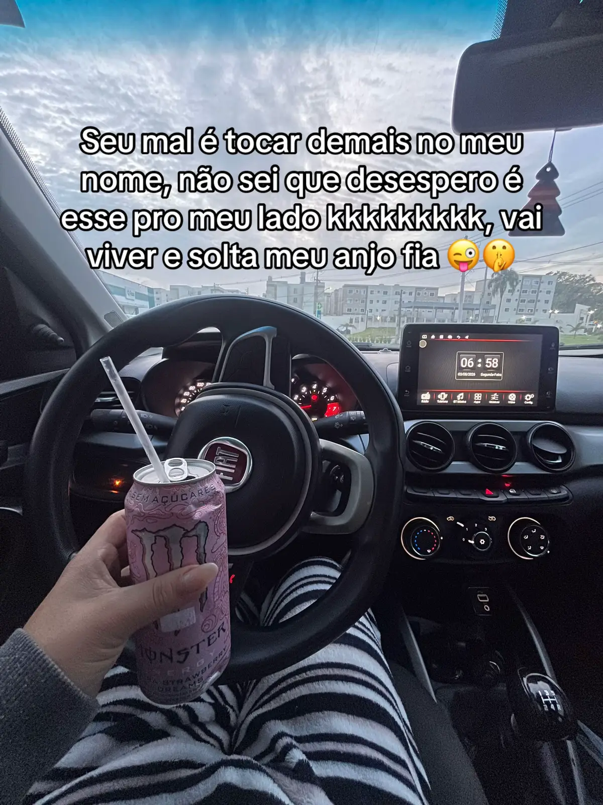 @Jés