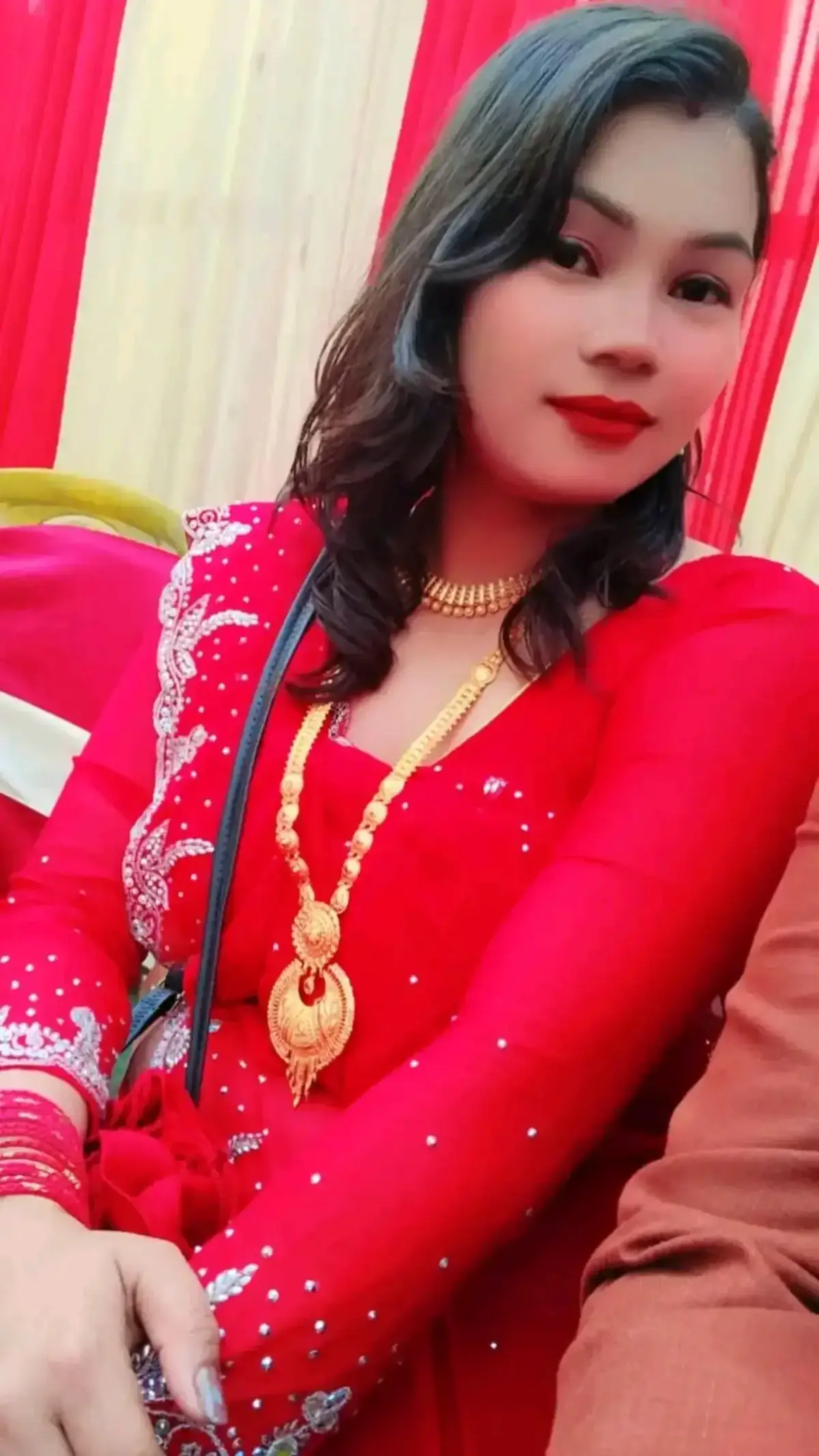 @tharuni (Ambika)