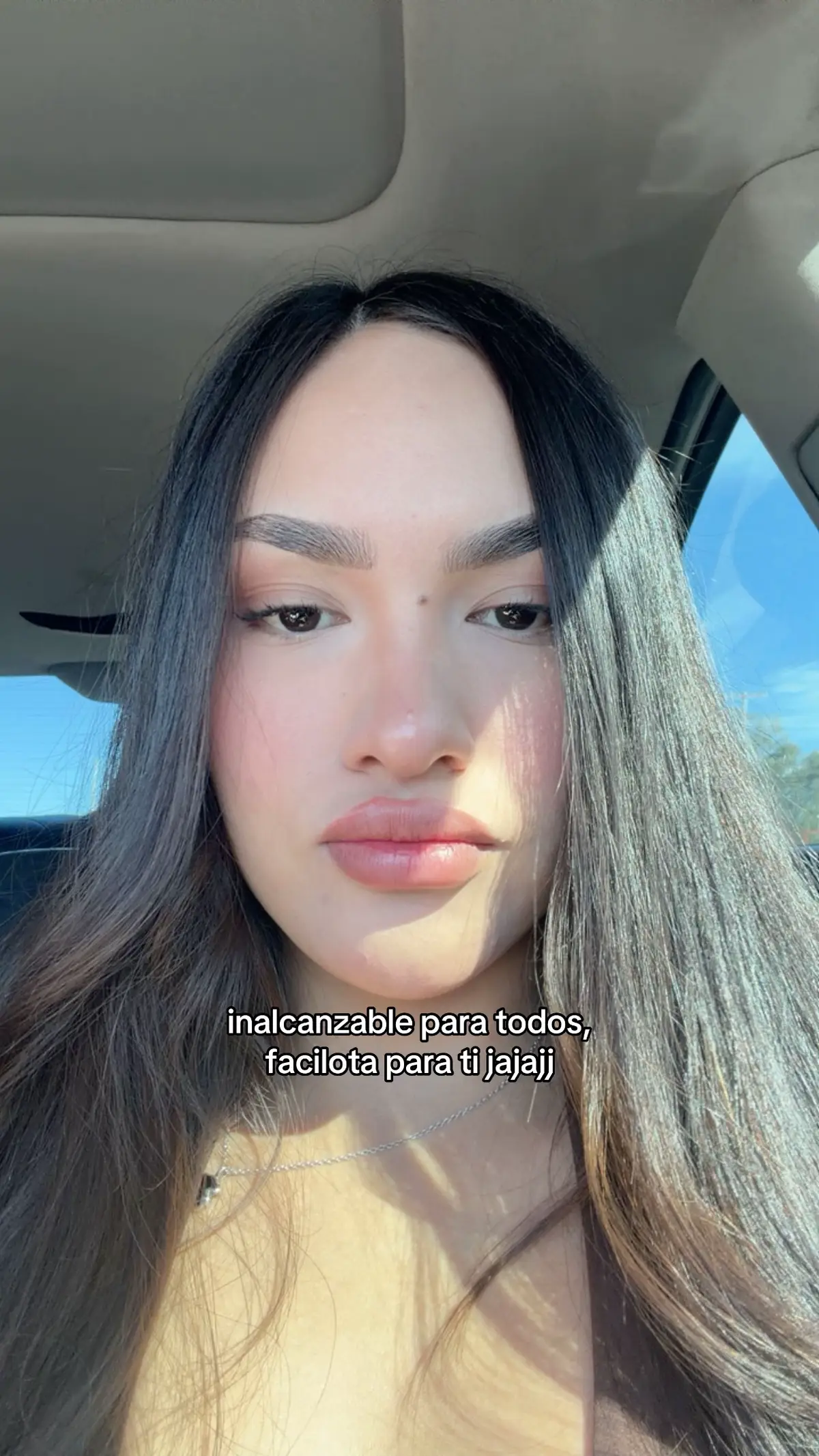 @nicolehertor