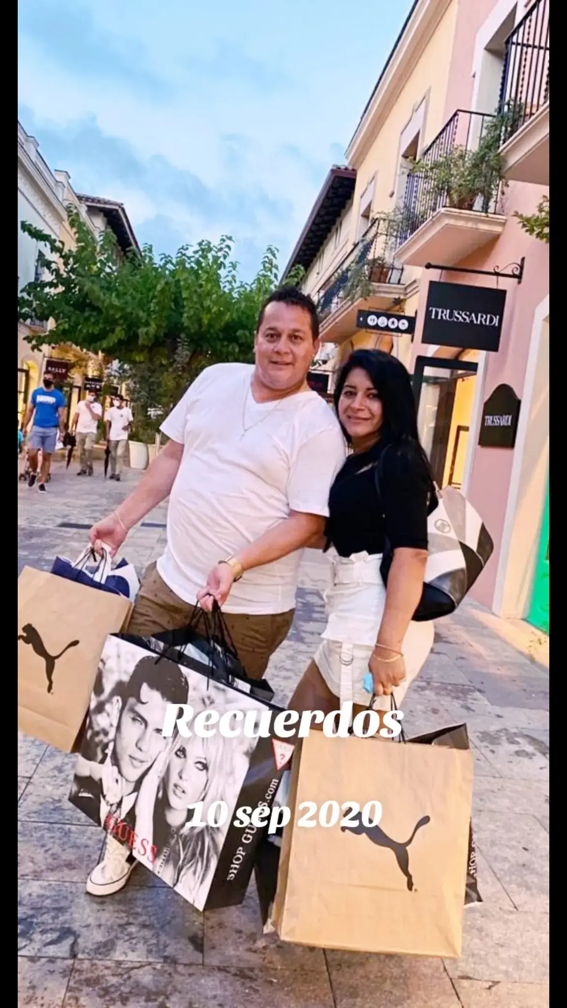 @JR BELLO Y SENTIMENTAL.