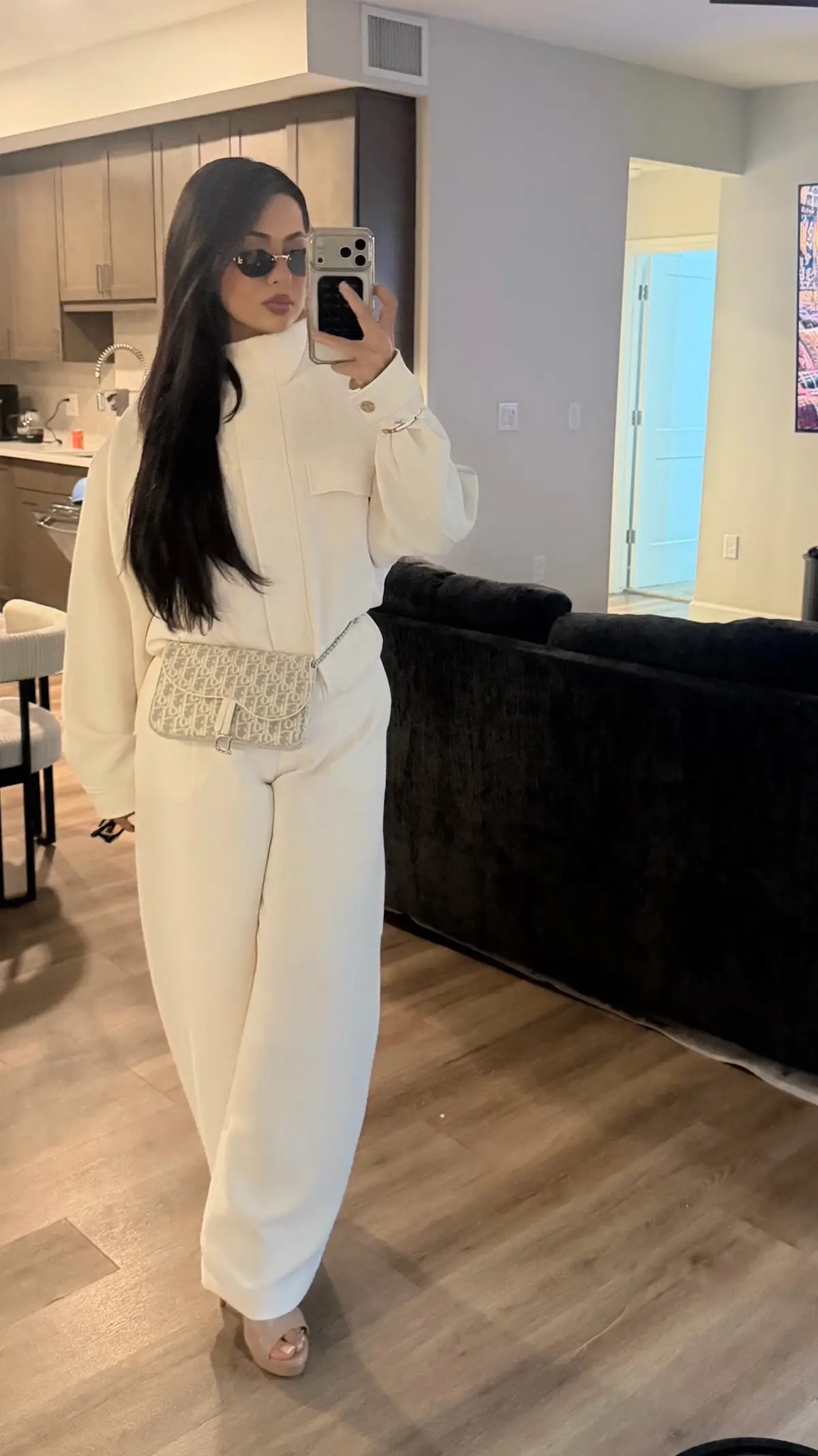 @Sinnnthia