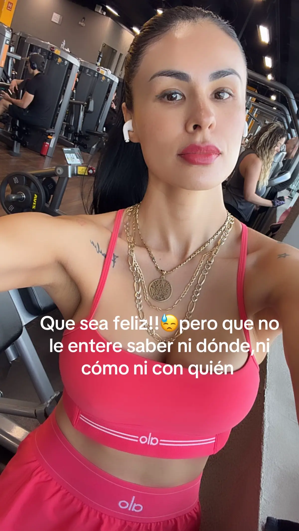 @Bellafabyoficial
