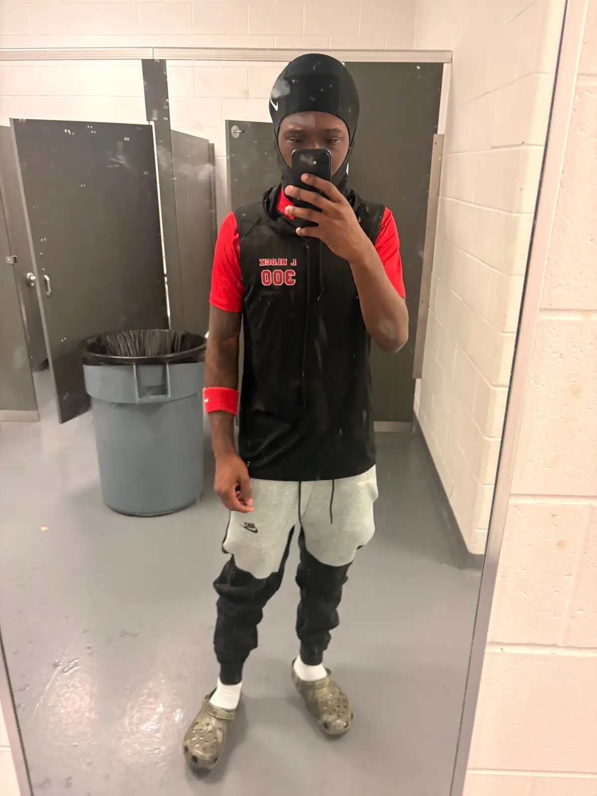 @3