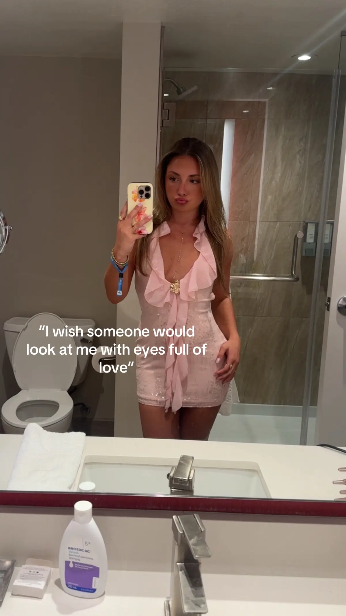@Juliana😽