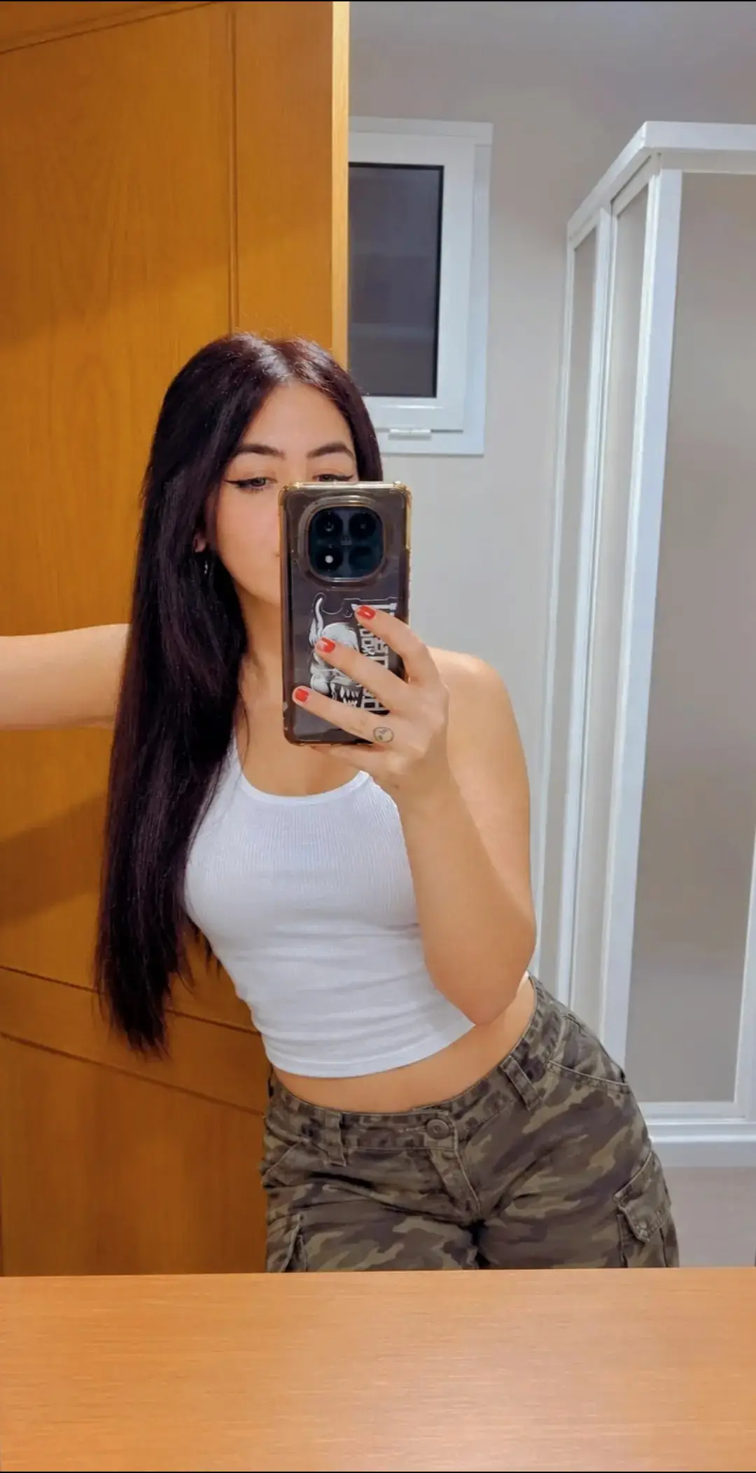 @Laurix_bcn🖤🇪🇦