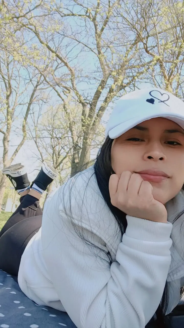 @C e c i l i a  🐧