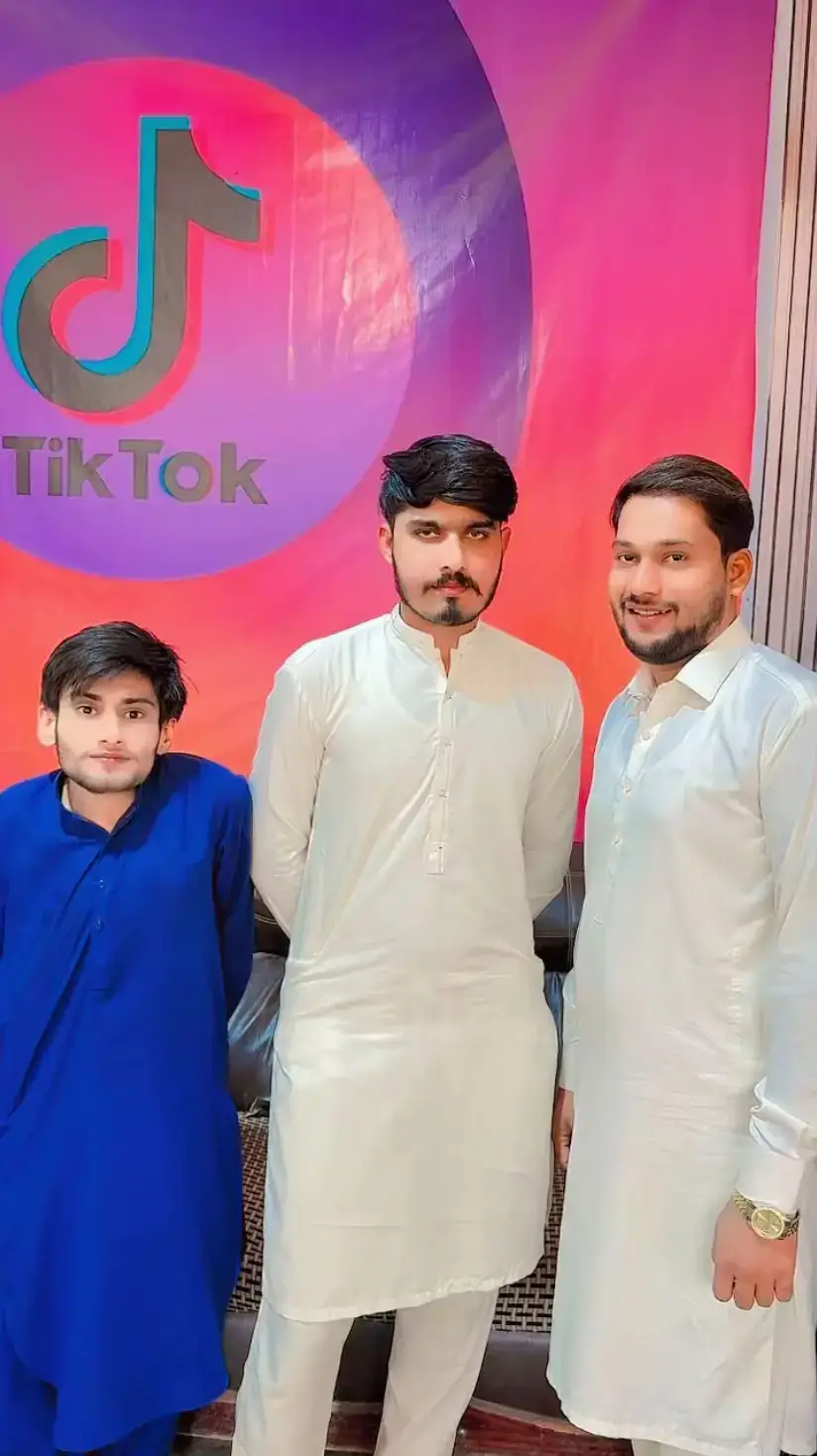 @👑ناصرکی دنیاِ😜