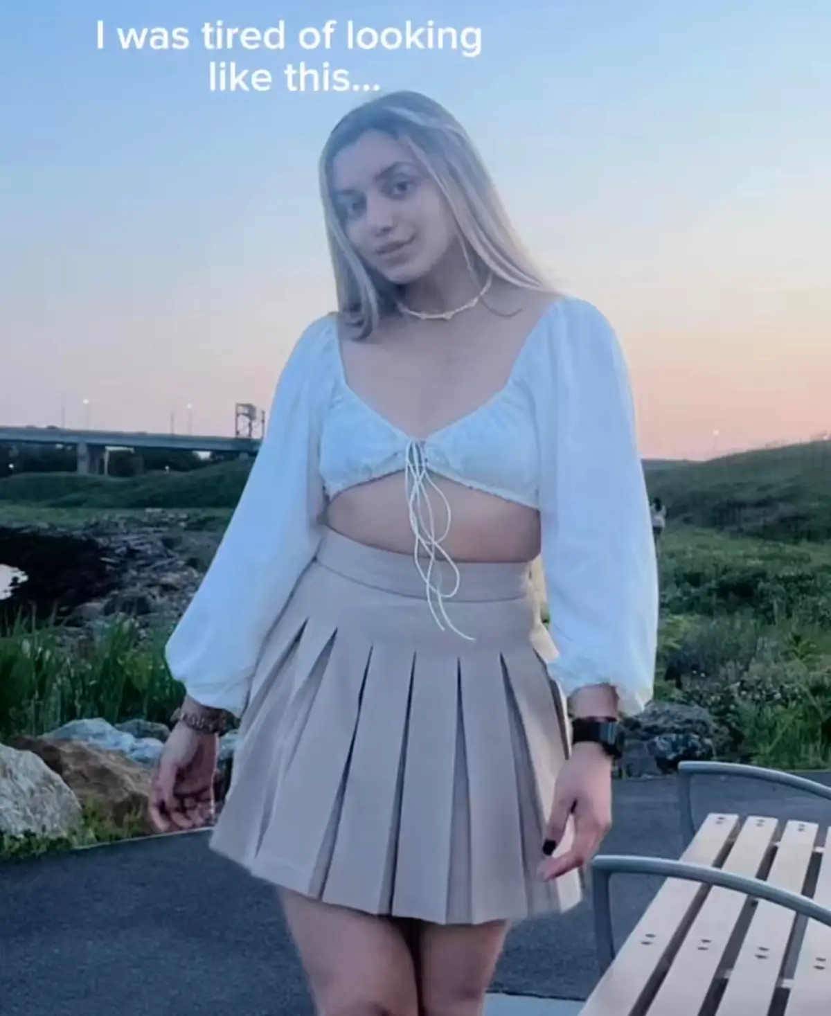 @Bella