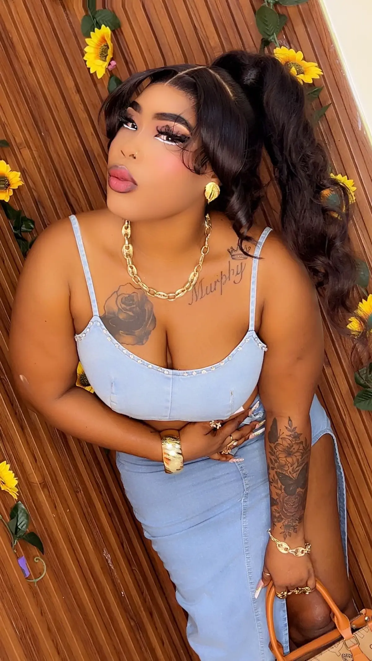 @Neyoudope Gyal