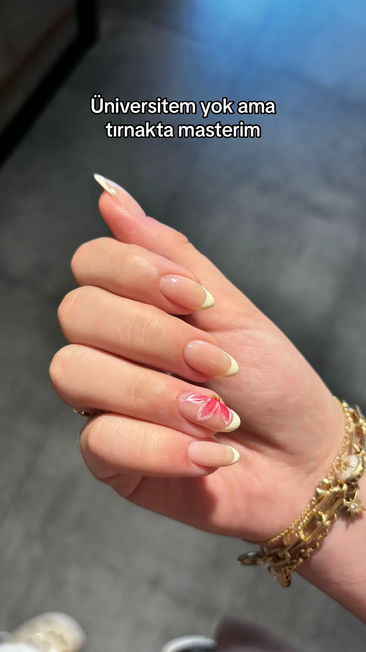 @esinnailss