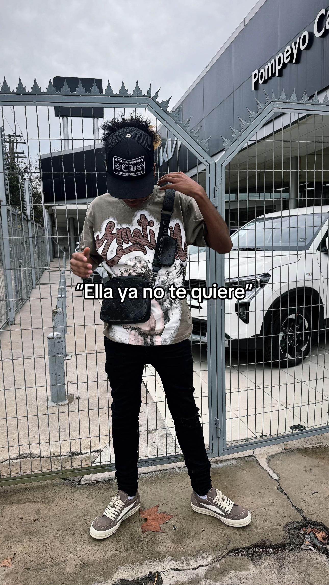 @8TR3Y