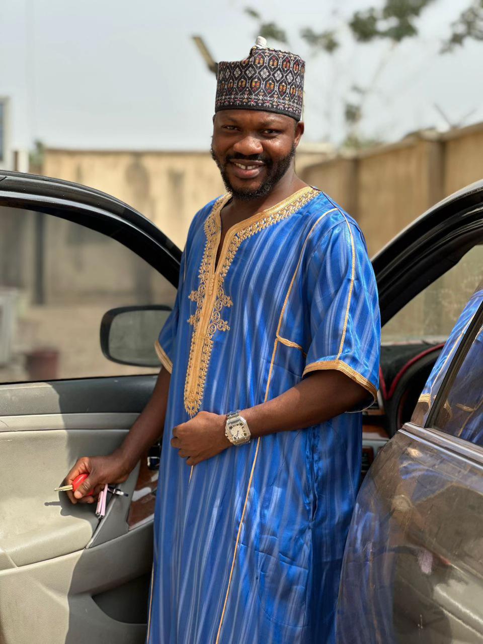 @ABEKE OLOGUN OYINBO