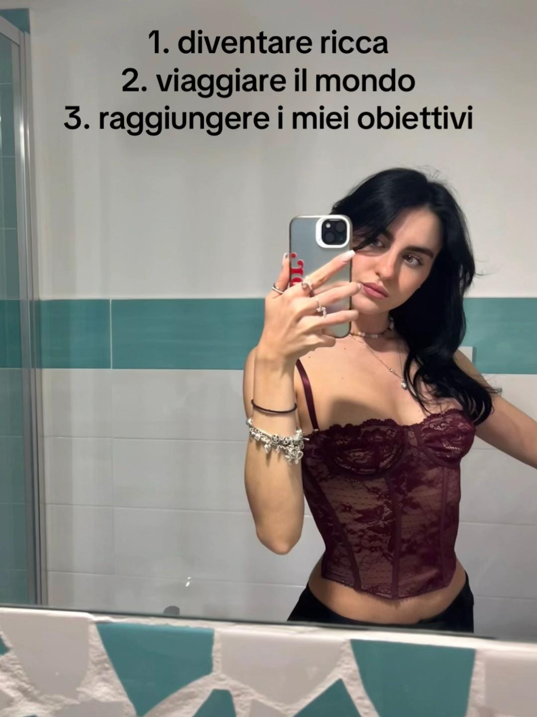 @velia