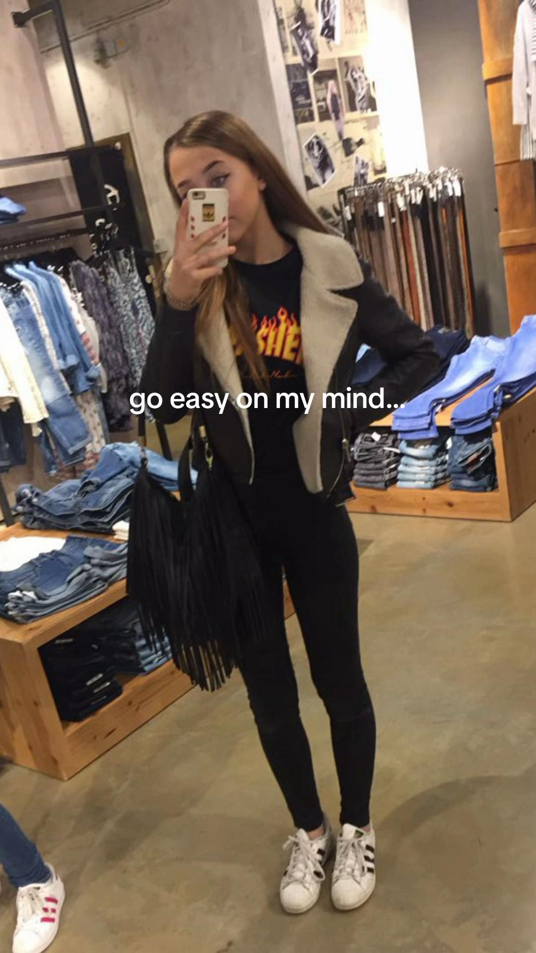 @laura moradi