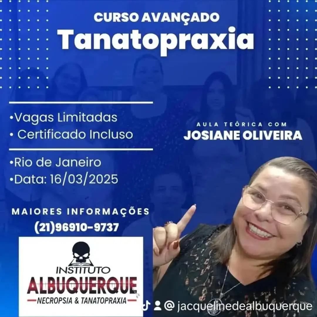 @Jacqueline De Albuquerque