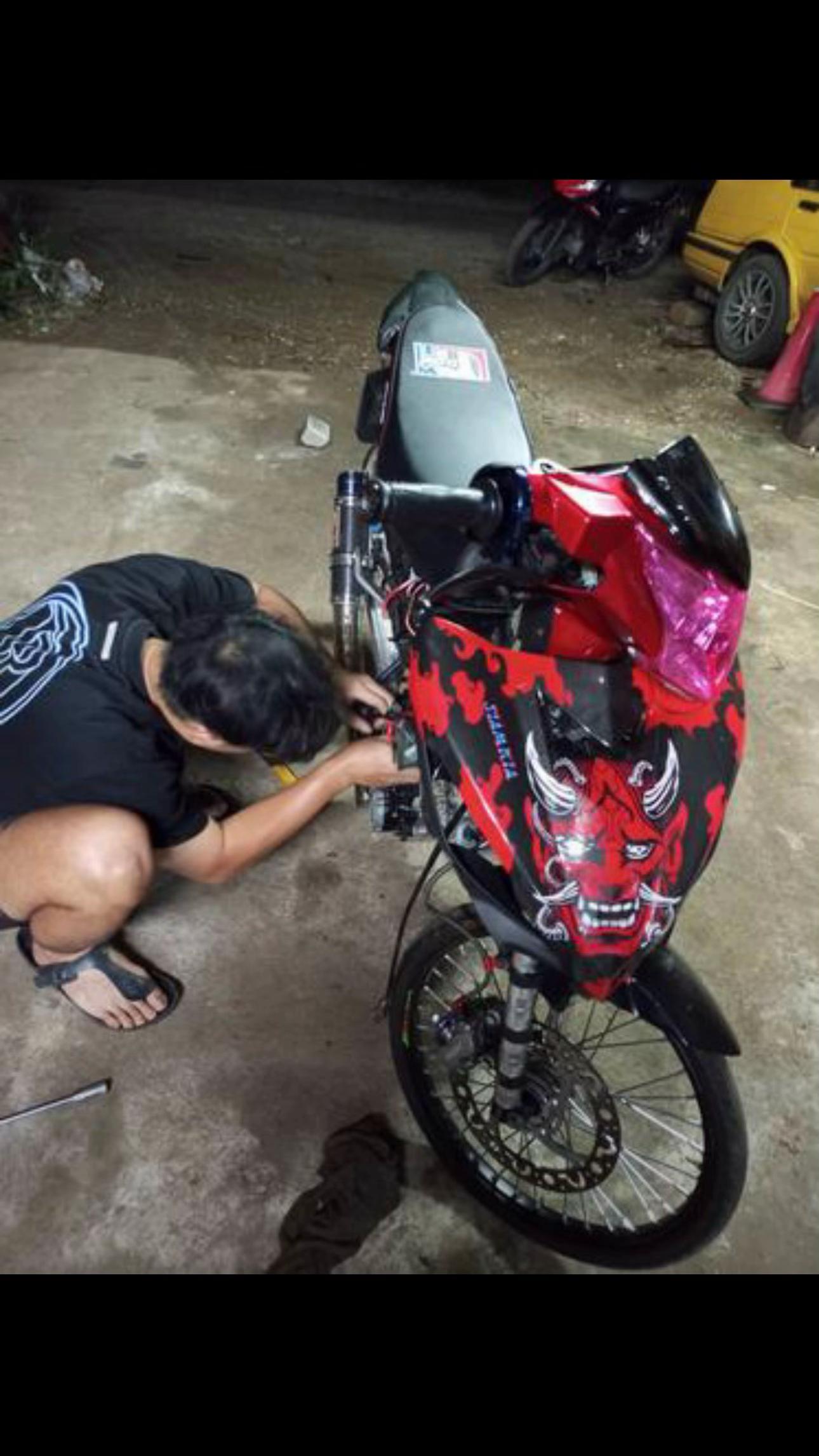 @Adik siam kia
