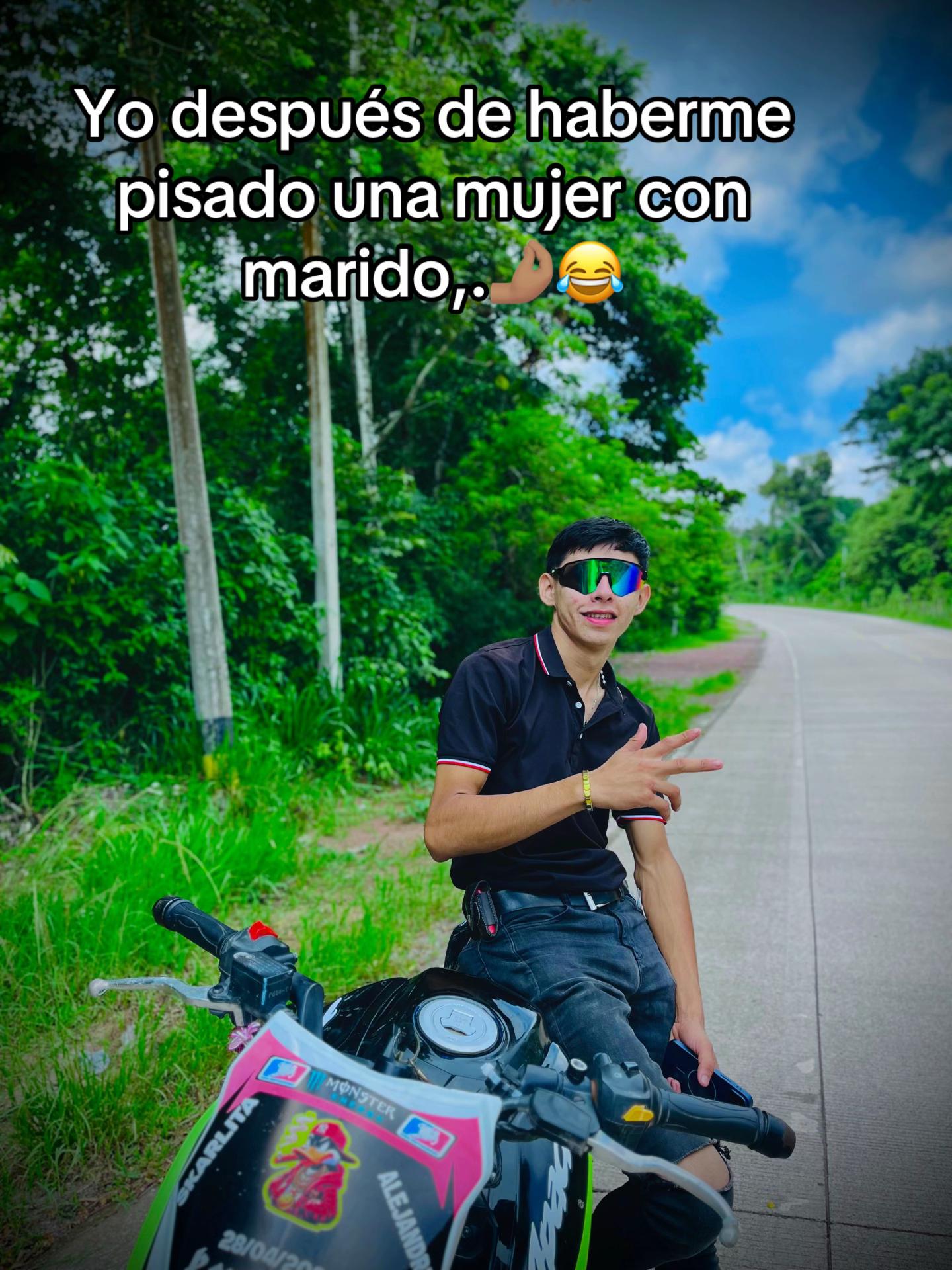 @carlitos_sanchez23