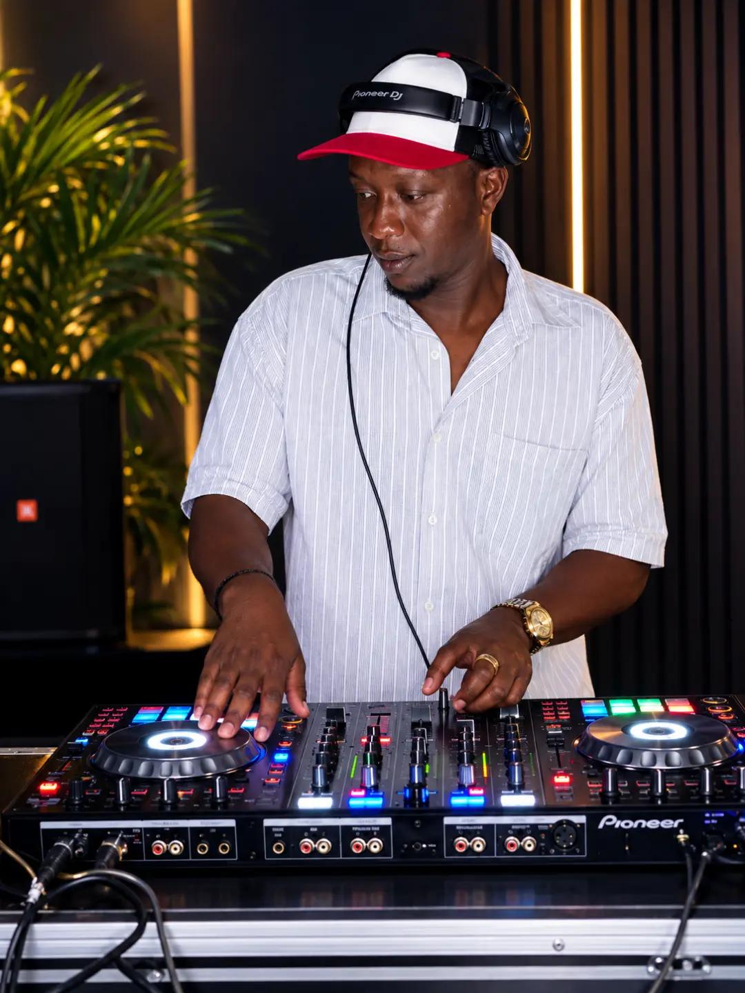 @DJ KAMASKO