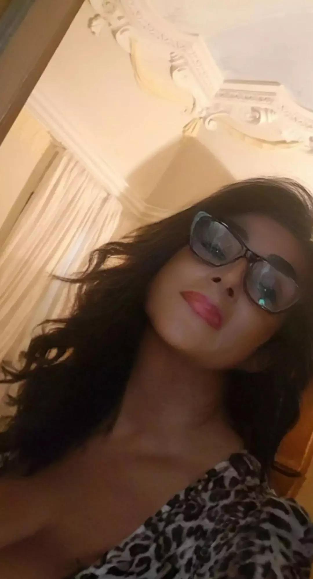 @Rosaria_L