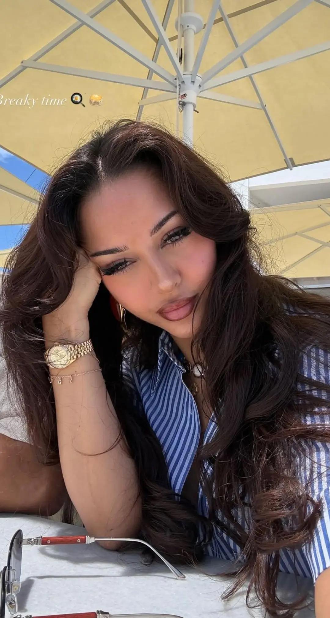 @Cris💞Ana🌹Mari 385