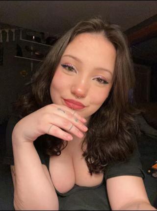 @Destyni