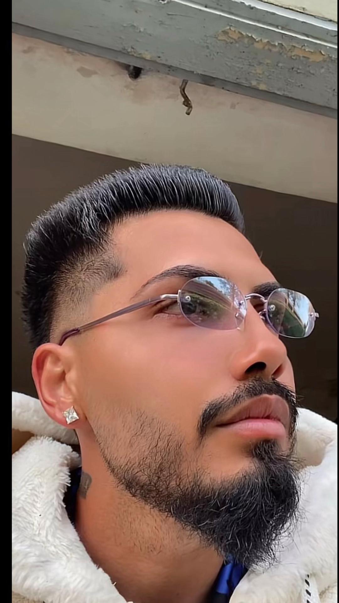 @𝐌𝐚𝐫𝐮 𝐆𝐚𝐠𝐢𝐜𝐚𝐫𝐮𝐥 💎