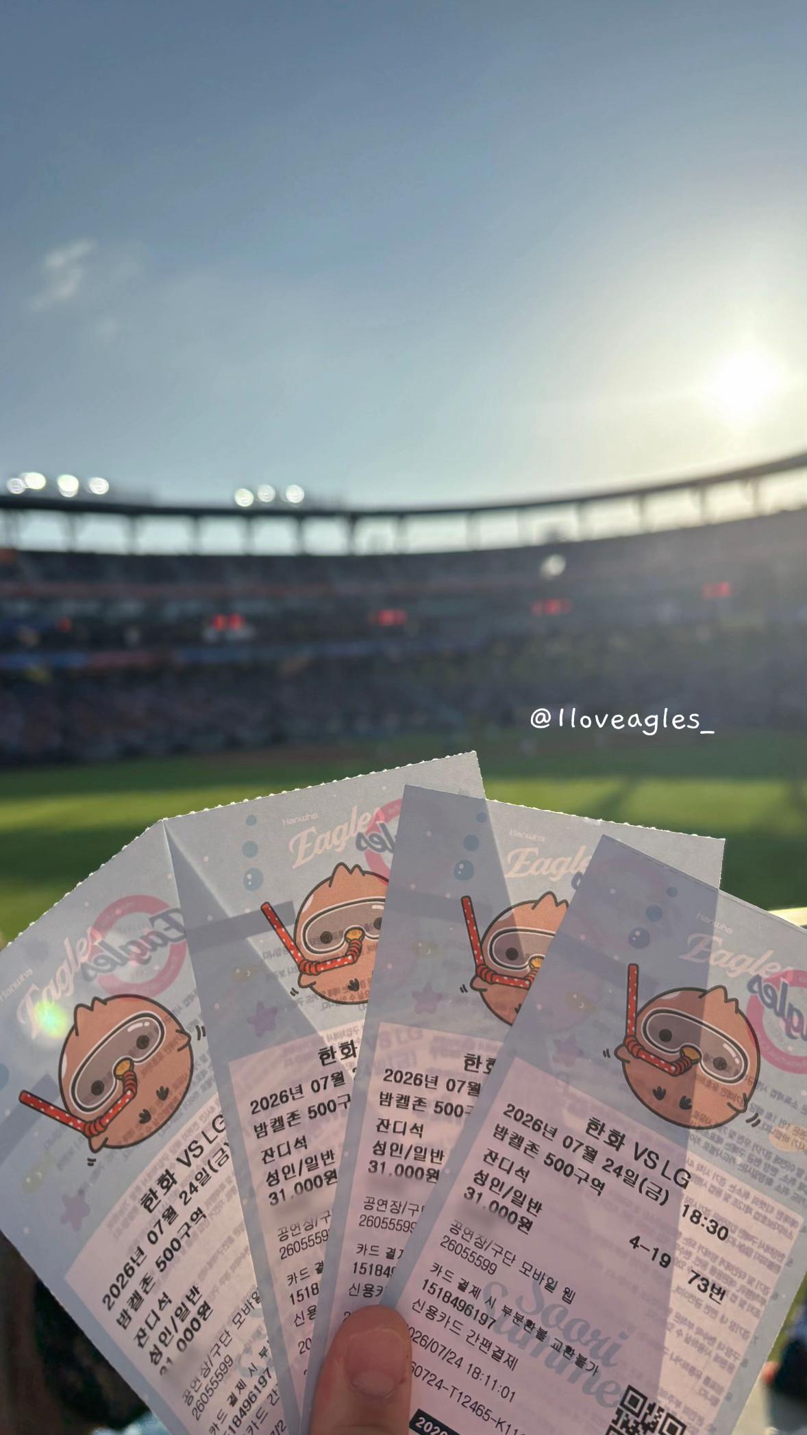 @1Ioveagles_