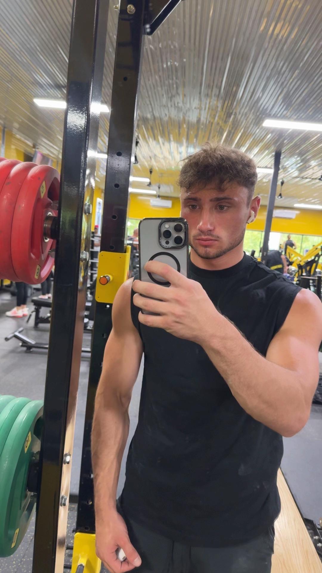 @weshiggins.11