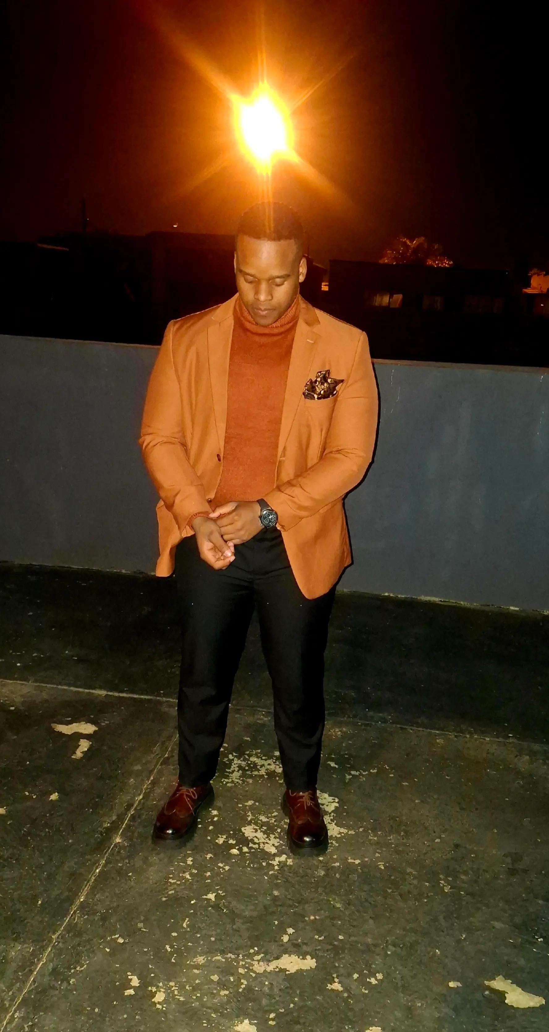 @ISAAC KATLEGO SEKWATI TUTOR