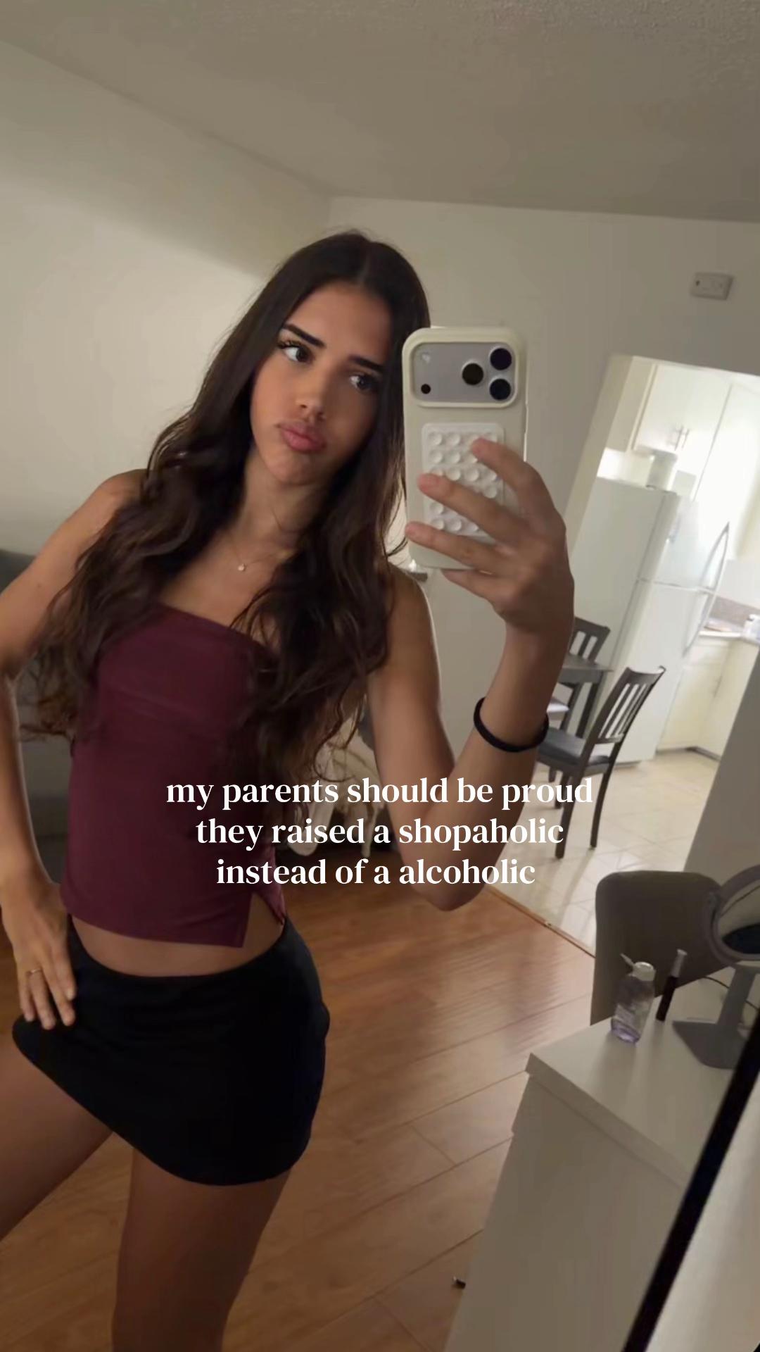 @𝐋𝐮𝐚𝐧𝐚