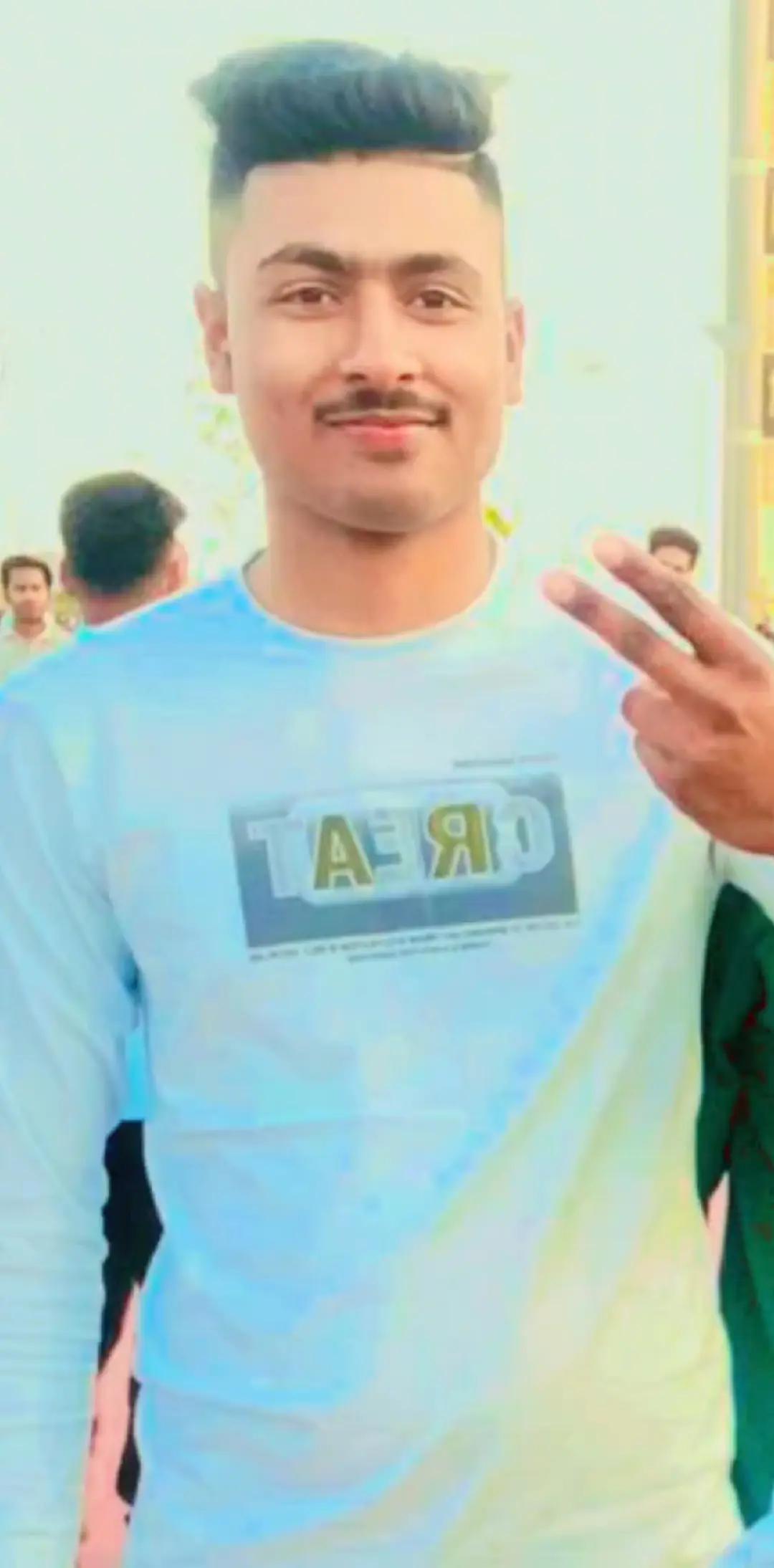@🖤👉Its..Ariyan Ahmed নবাব ❤️