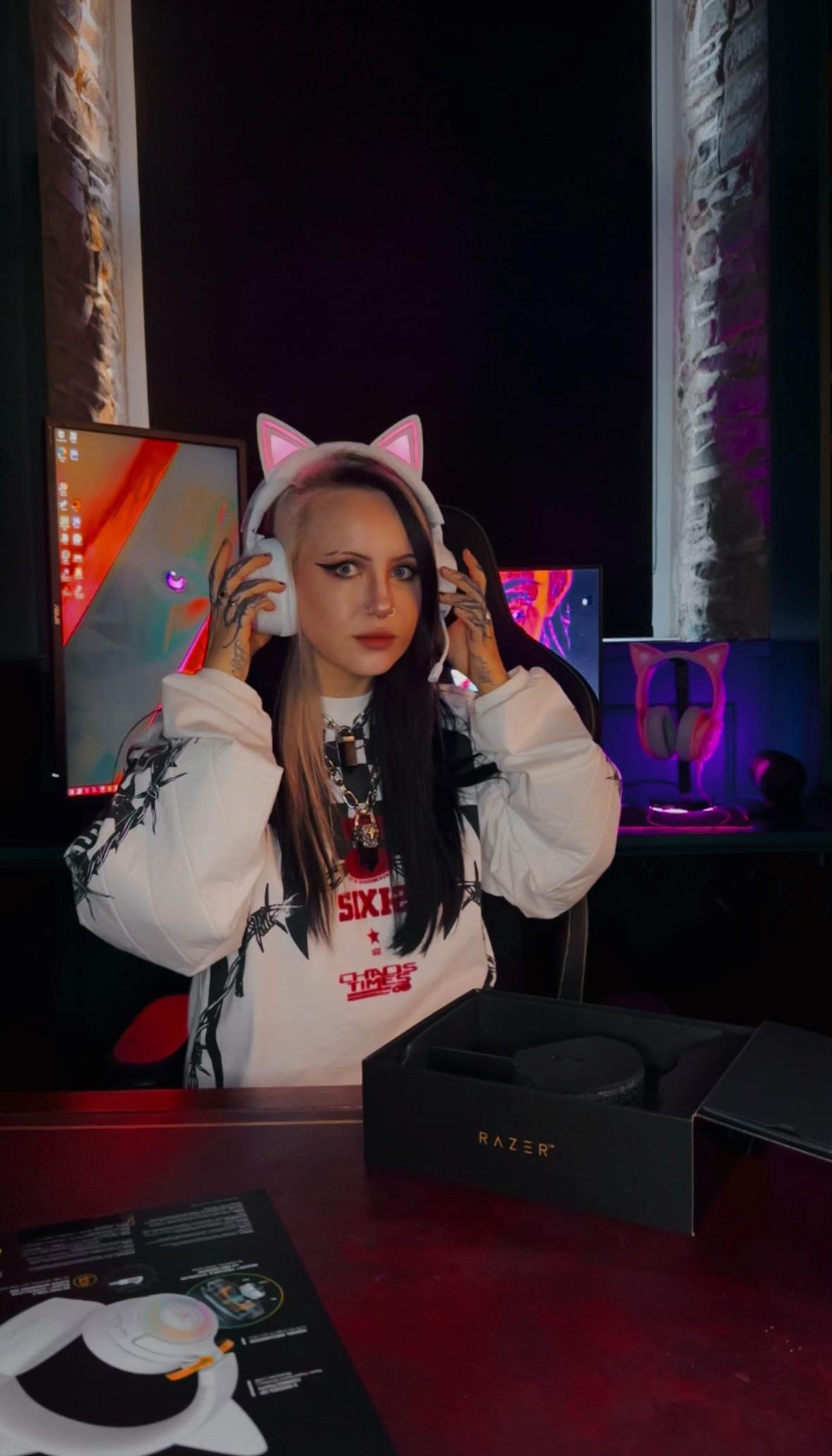 @KimKenobi_ 🦇