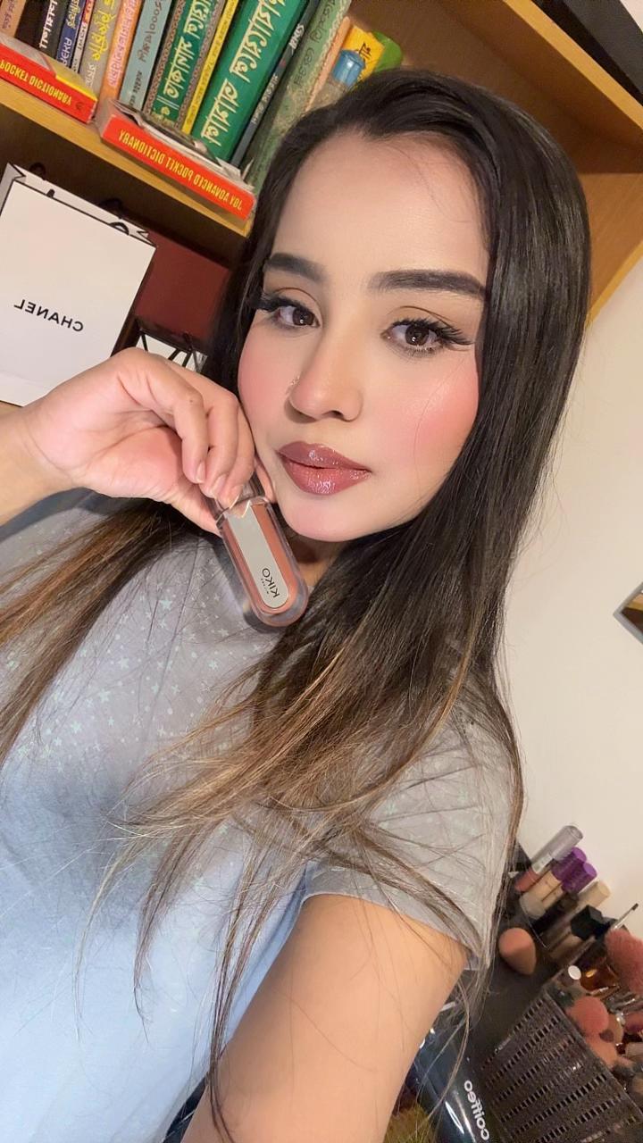 @Eyana Khan