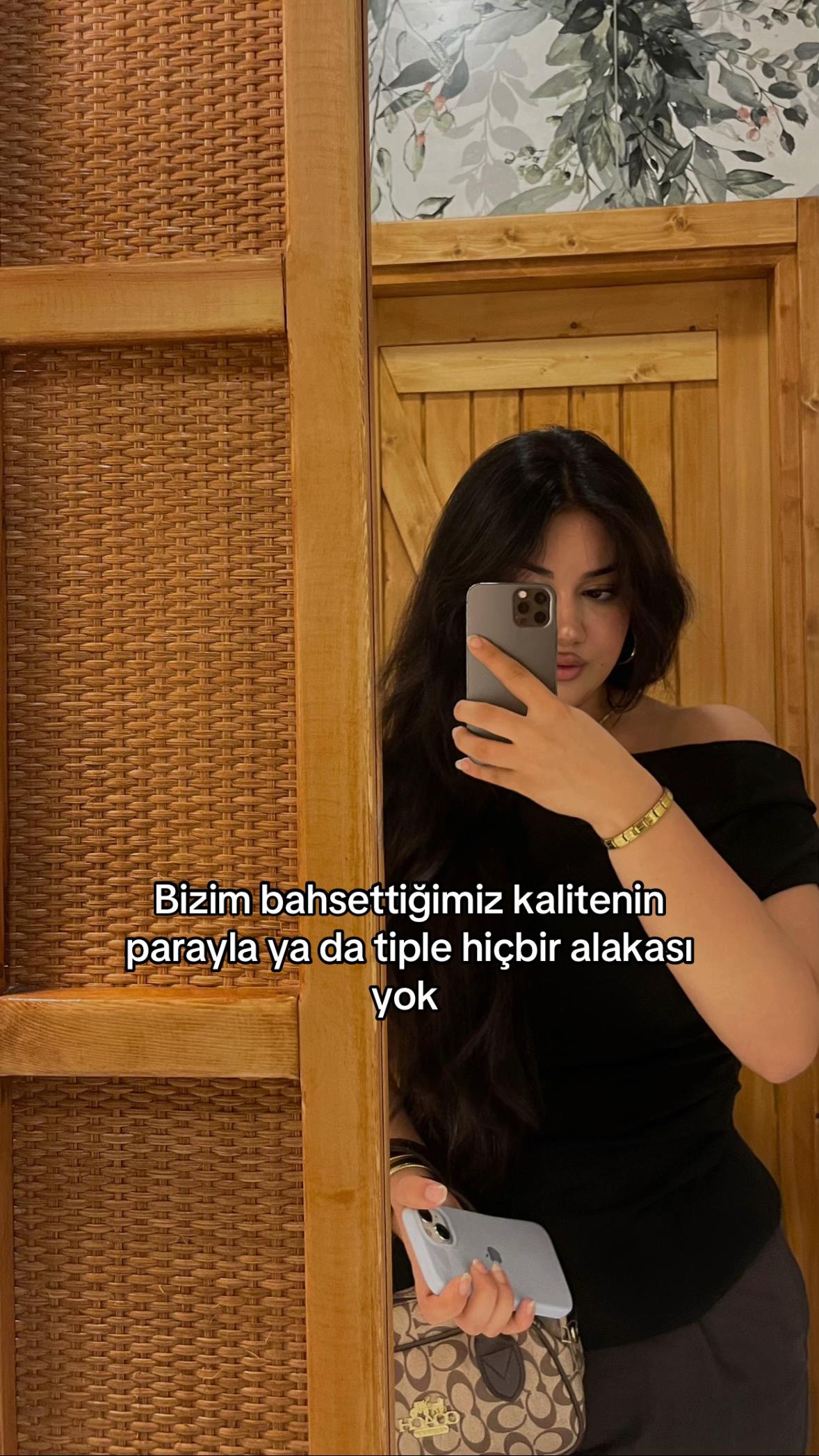 @ℳℰℒℐ̇𝒦ℰ