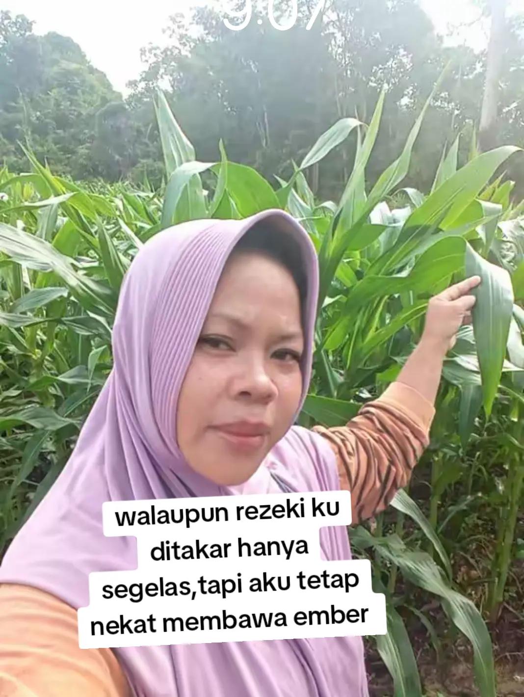 @meylovee
