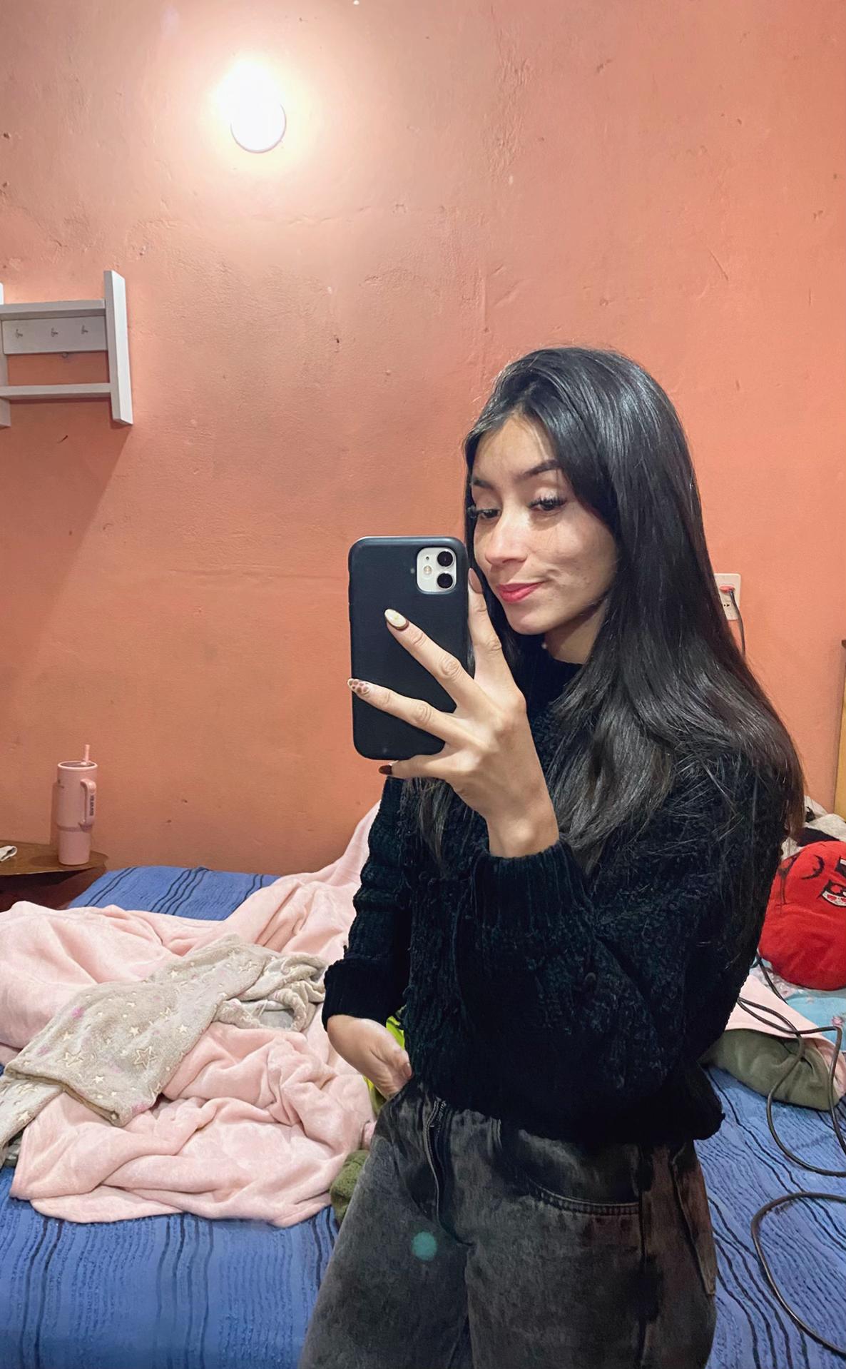 @Romina✨