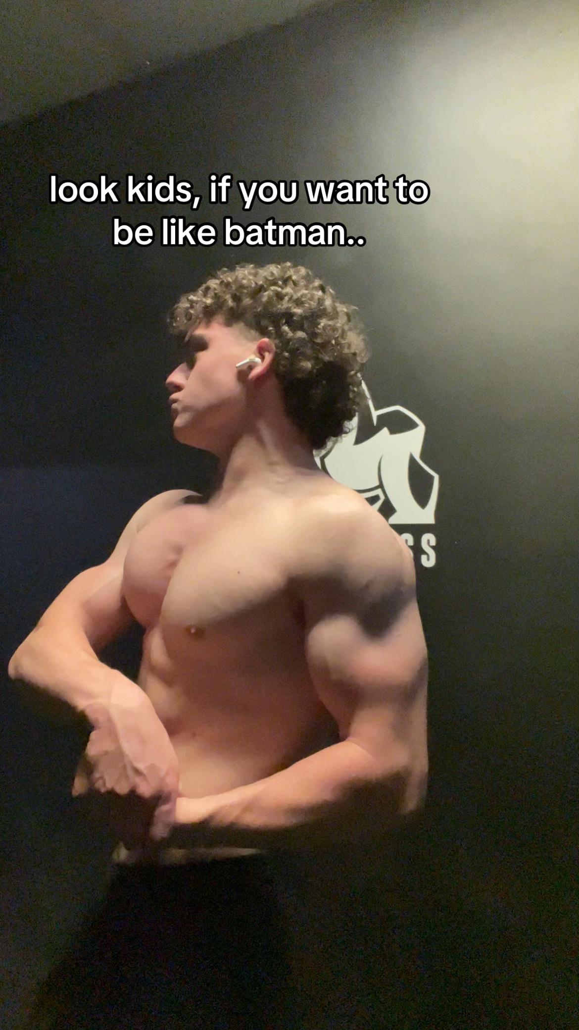 @EvanLiftz