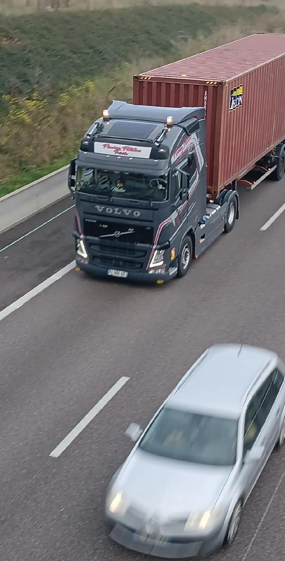 @R.TRUCKPHOTOGRAPHIE♤