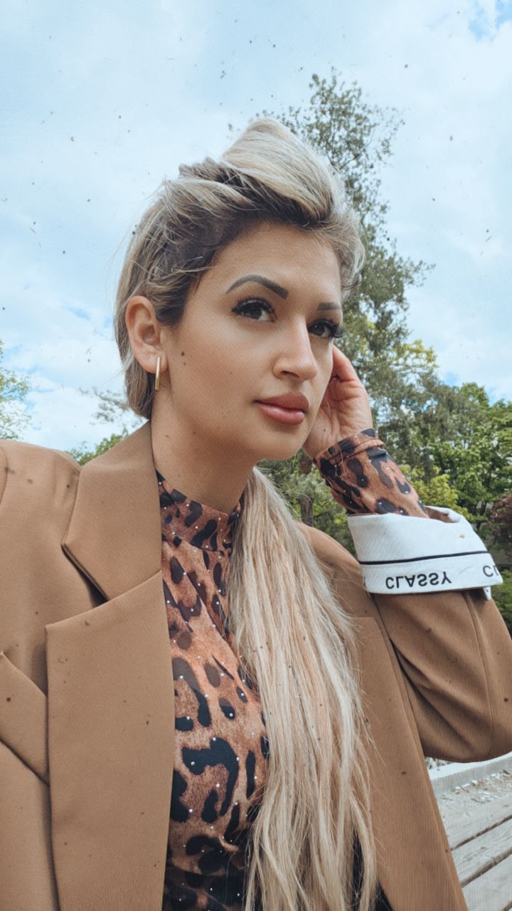 @Cătălina 👑